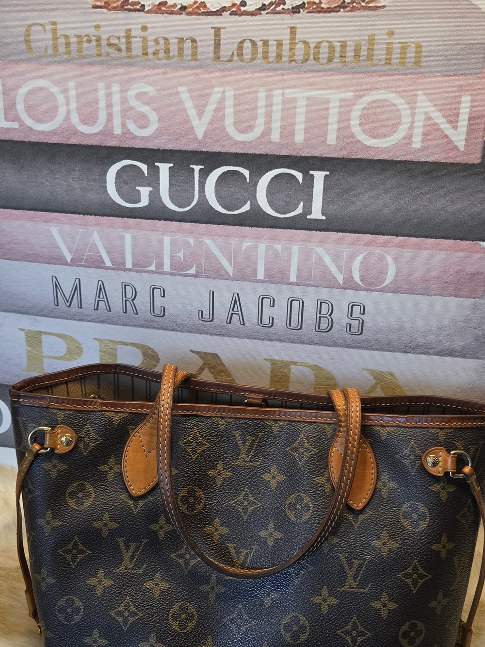 Authentic Louis Vuitton Neverfull PM - Picture 6 of 11